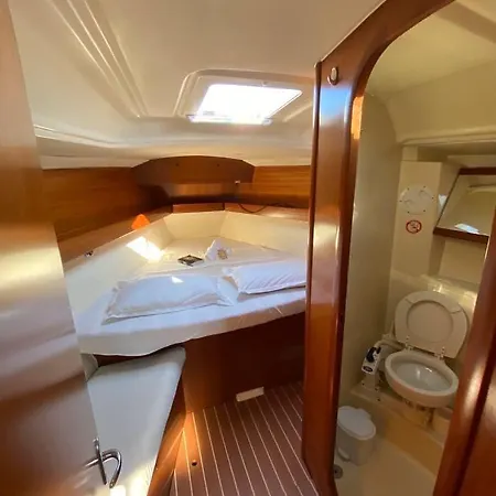 Botel North Aegean Sailinggodspeed *